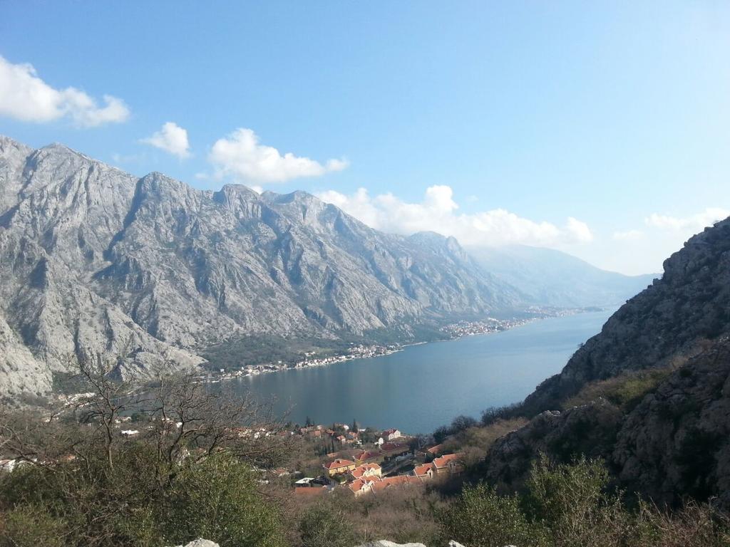 Apartments Nadja Kotor Luaran gambar