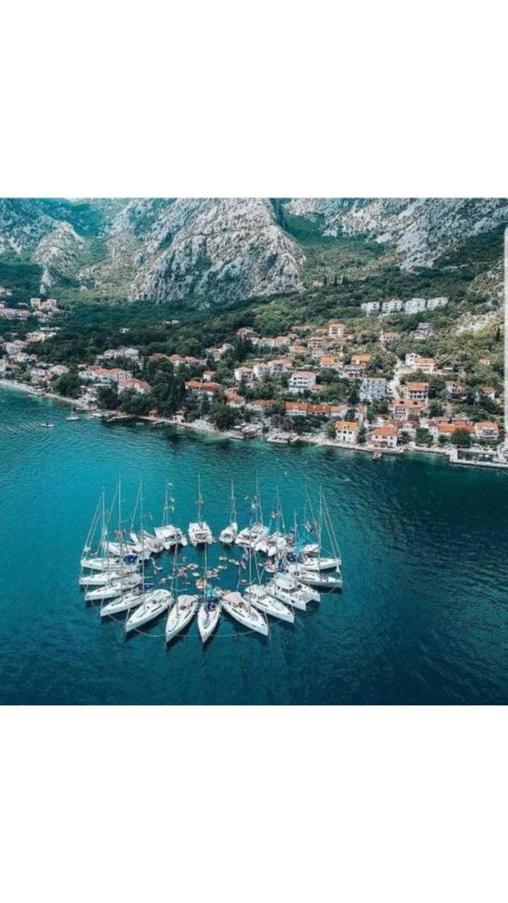 Apartments Nadja Kotor Luaran gambar